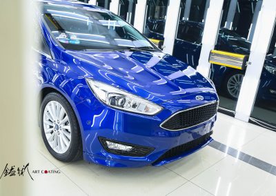Ford-Focus-blue_04