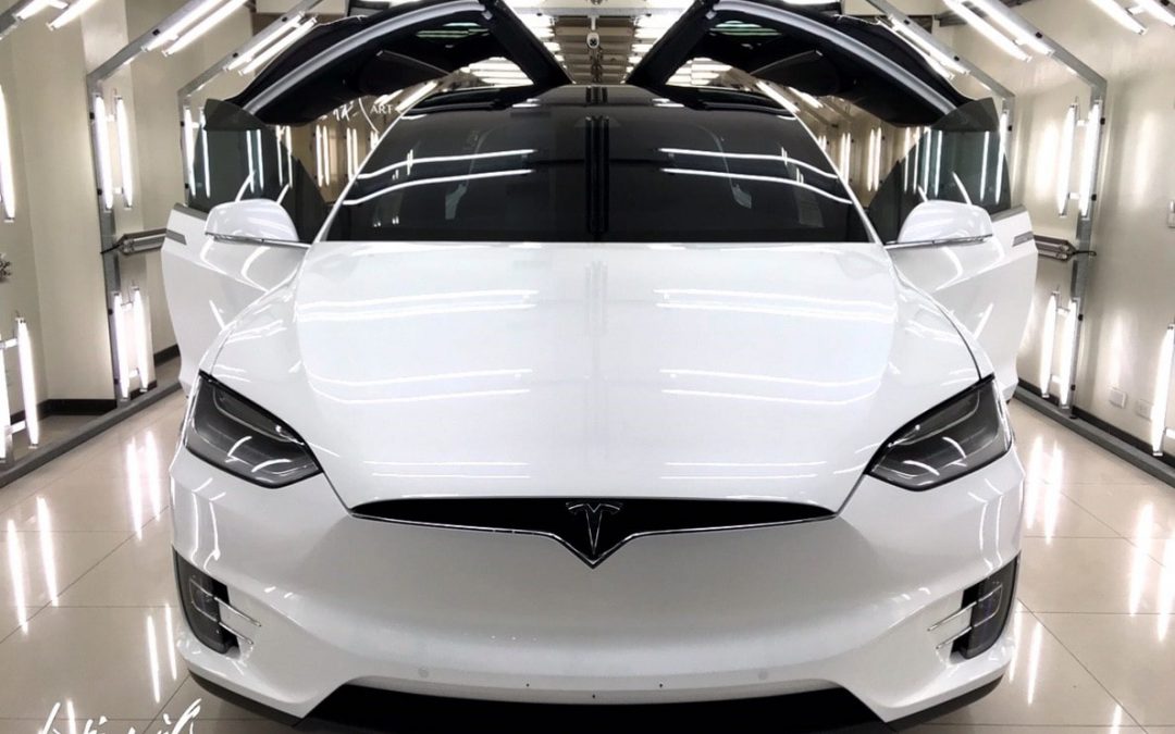 Tesla 特斯拉 Model-X 白色