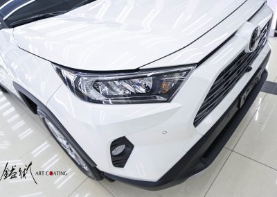 Toyota-2020-RAV4-white_04