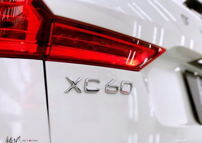 Volvo-XC60-white_11