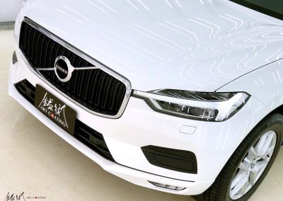 Volvo-XC60-white_17